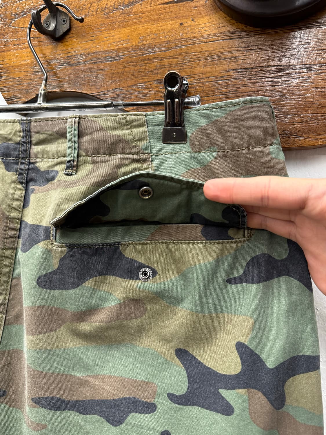 GAP Camouflage Cargo Shorts 상품이미지5