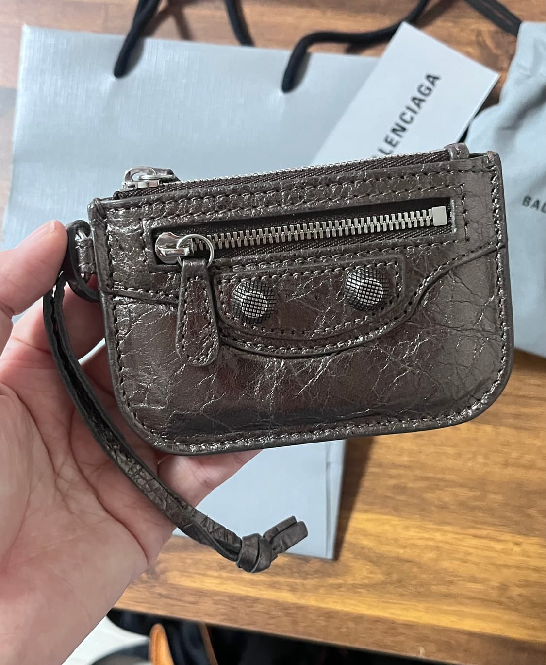 발렌시아가 르카골 카드지갑 다크브론즈 상품이미지4