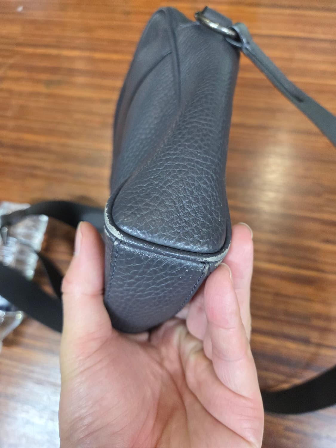 코치 찰스 카메라백 메신저 크로스백 상품이미지8