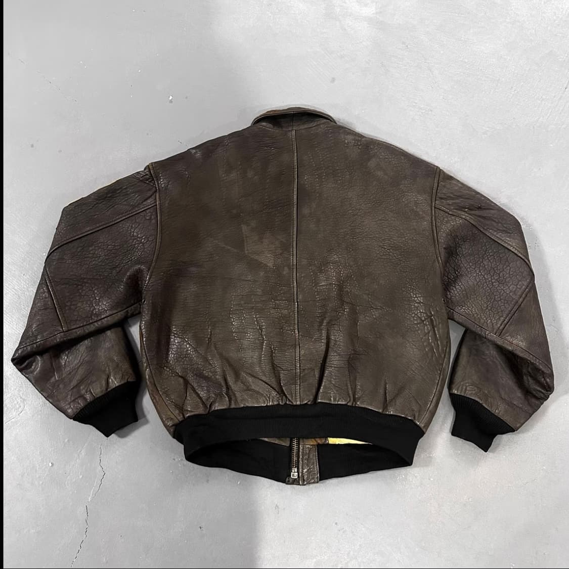 AVIREX(아비렉스) 아메리칸 복각 A-2 타입 플라이트 양피 가죽 자 상품이미지2