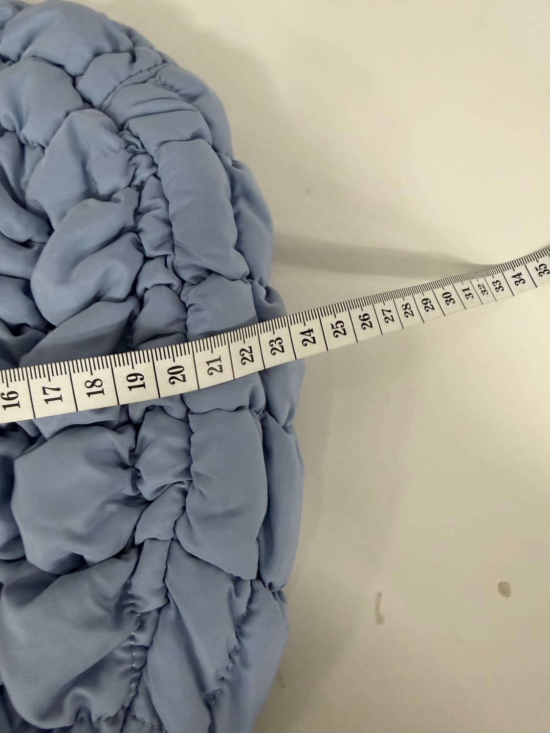 정품) COS 코스 퀼티드 구름백 미니백  상품이미지9