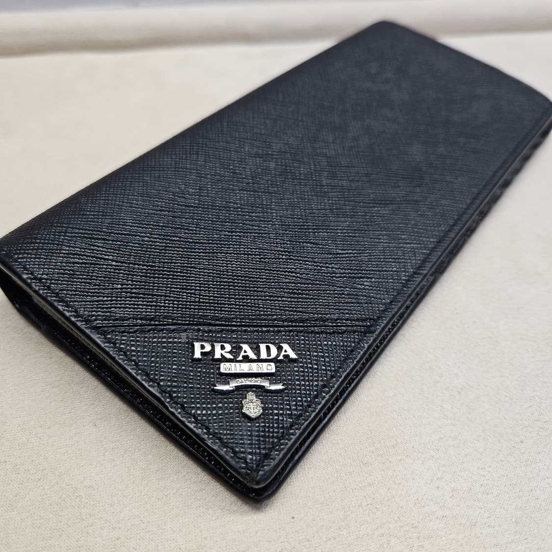 프라다 사피아노 레더 장지갑 블랙 상품이미지3