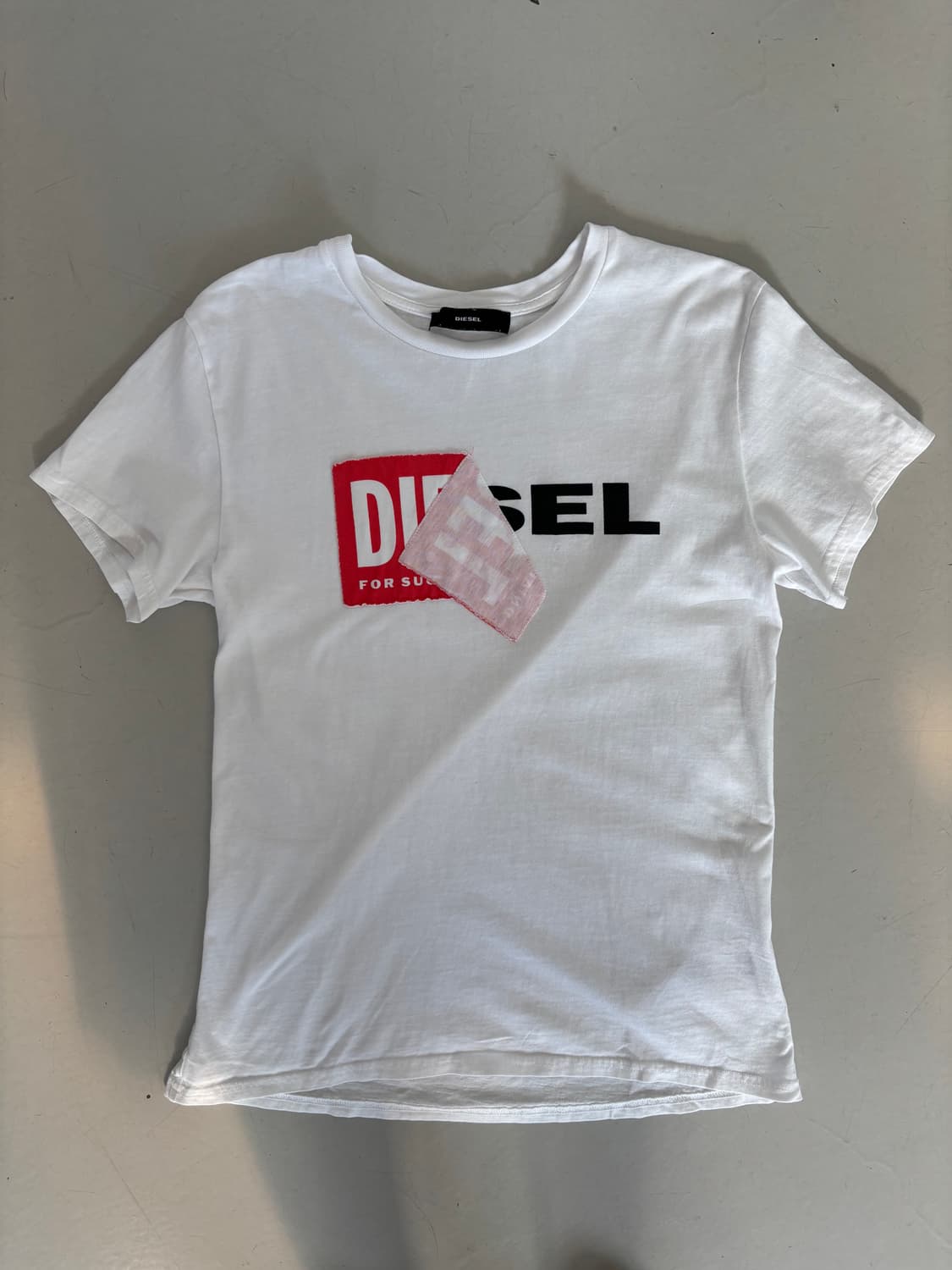 Diesel Round T 상품이미지2