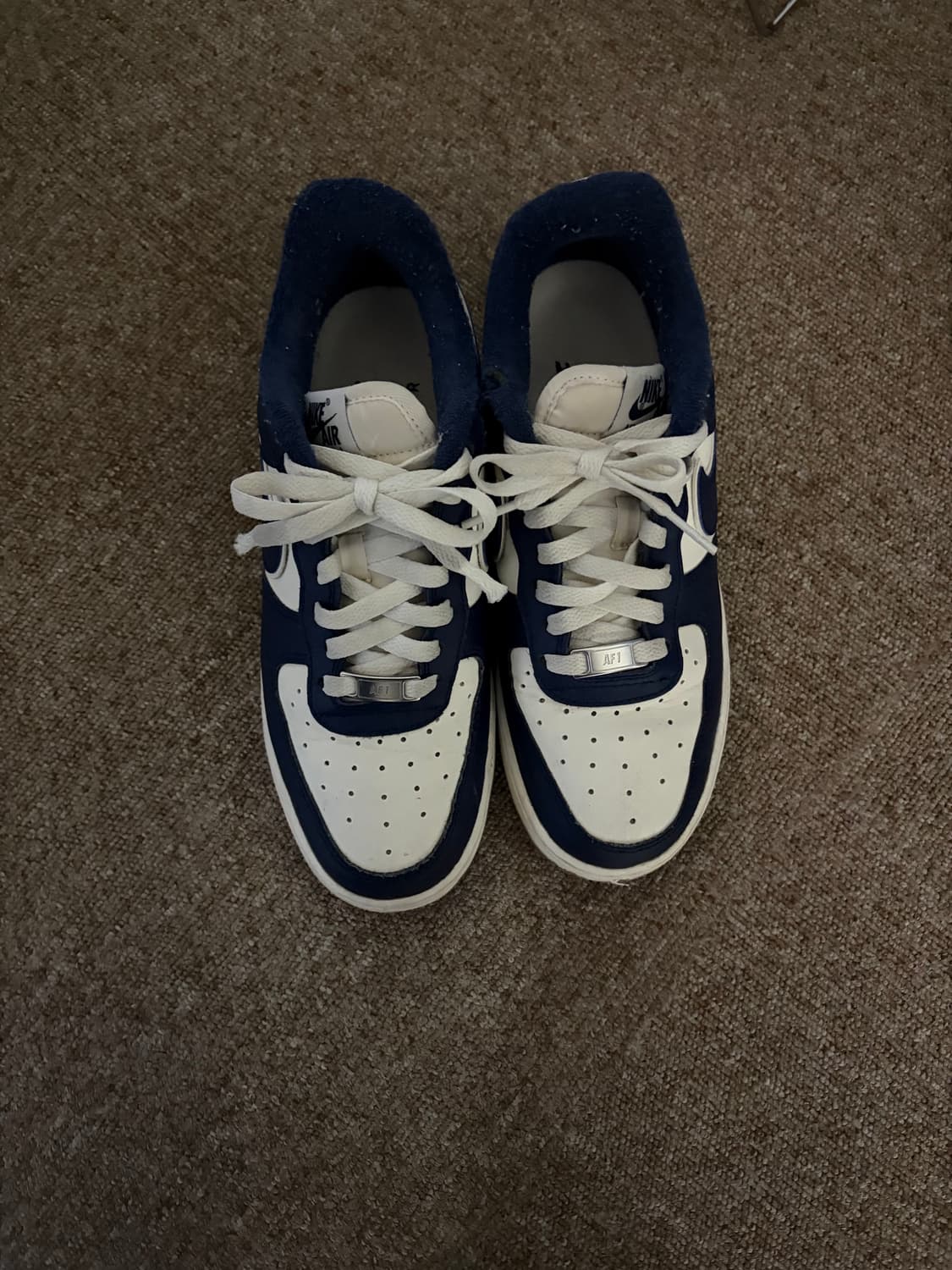 나이키 에어포스1 로우 네이비 240 거의 새거 상품이미지2
