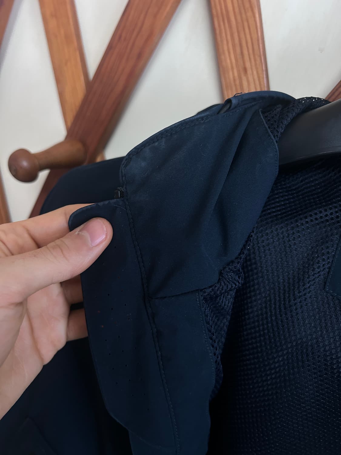 [C.P. Company] 프로텍 메쉬 자켓 네이비 22SS 바람막이 상품이미지4