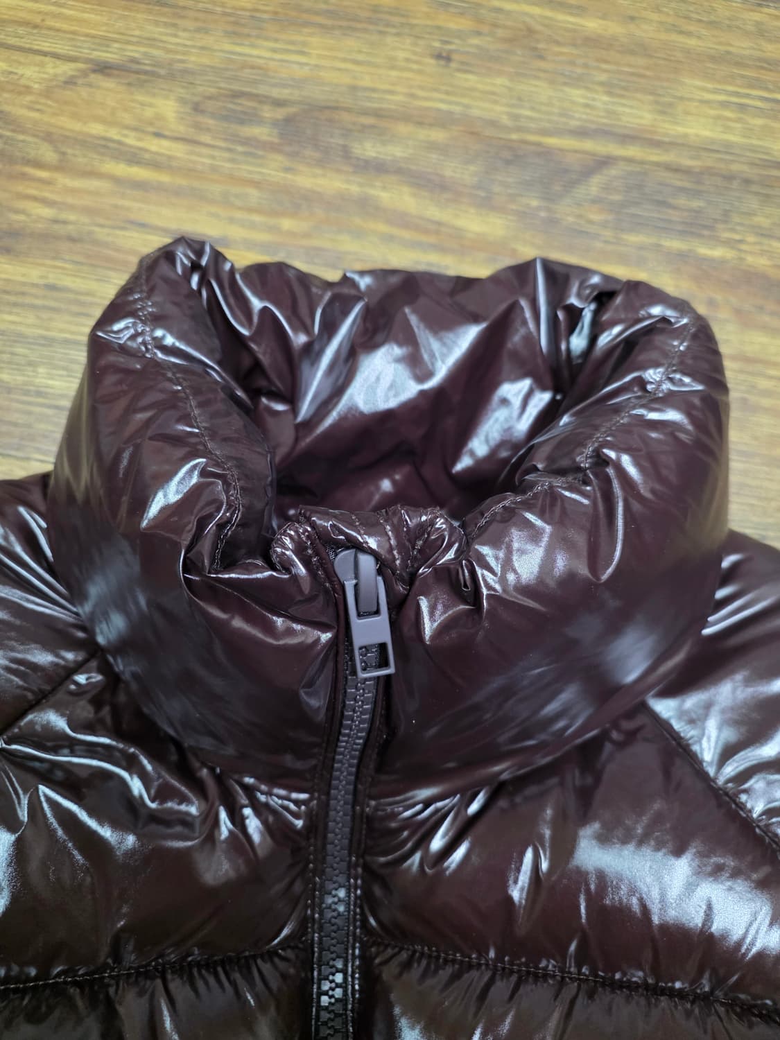 자라 글로시 크롭패딩 상품이미지3