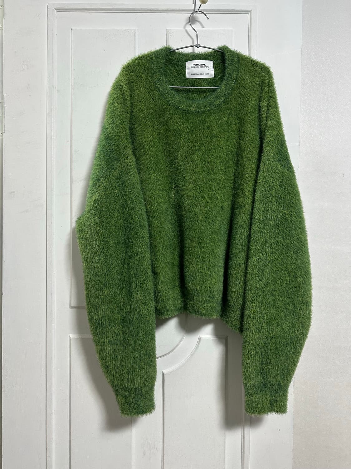 노매뉴얼 크롭 헤어리 니트 상품이미지1