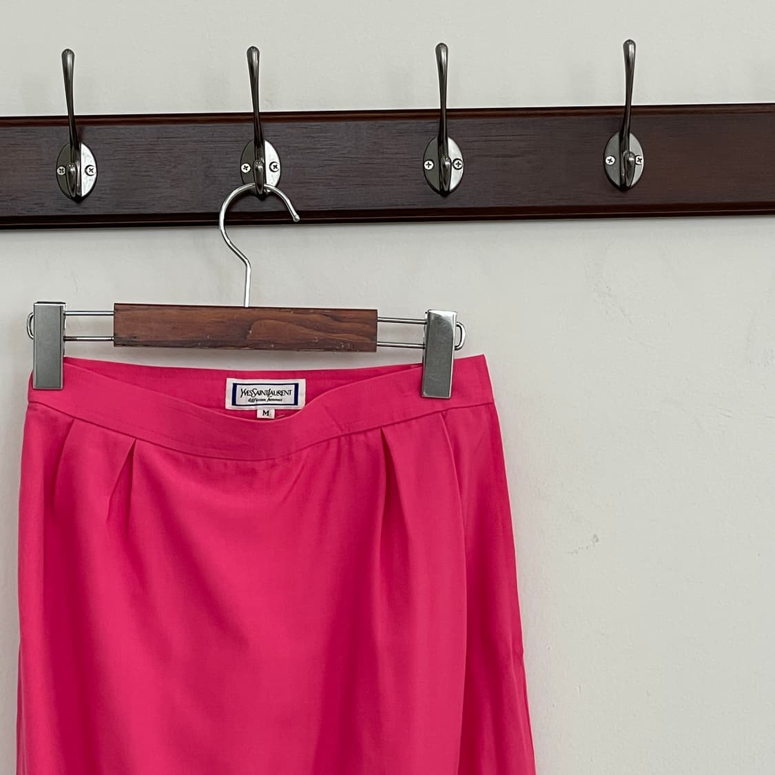 입생로랑 핑크 스커트 상품이미지3