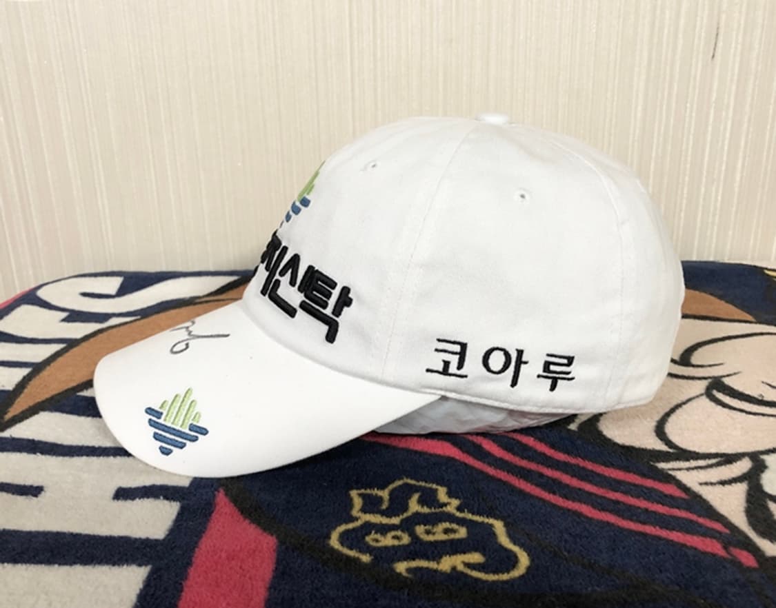 캘러웨이골프 한국토지신탁골프단 박현경프로 싸인모자 상품이미지3