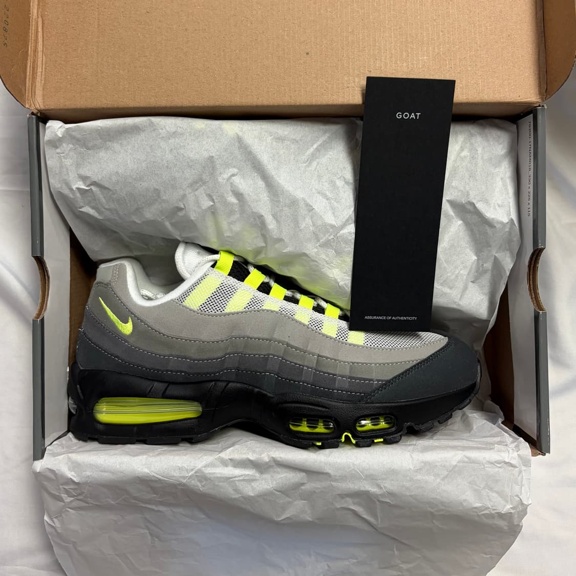 [새상품] (285) 나이키 에어맥스 95 네온 2025 상품이미지4