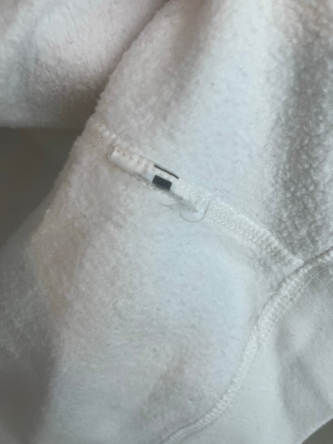 아베크롬비 스펠로고 화이트 대장 후드집업 [L]  상품이미지5