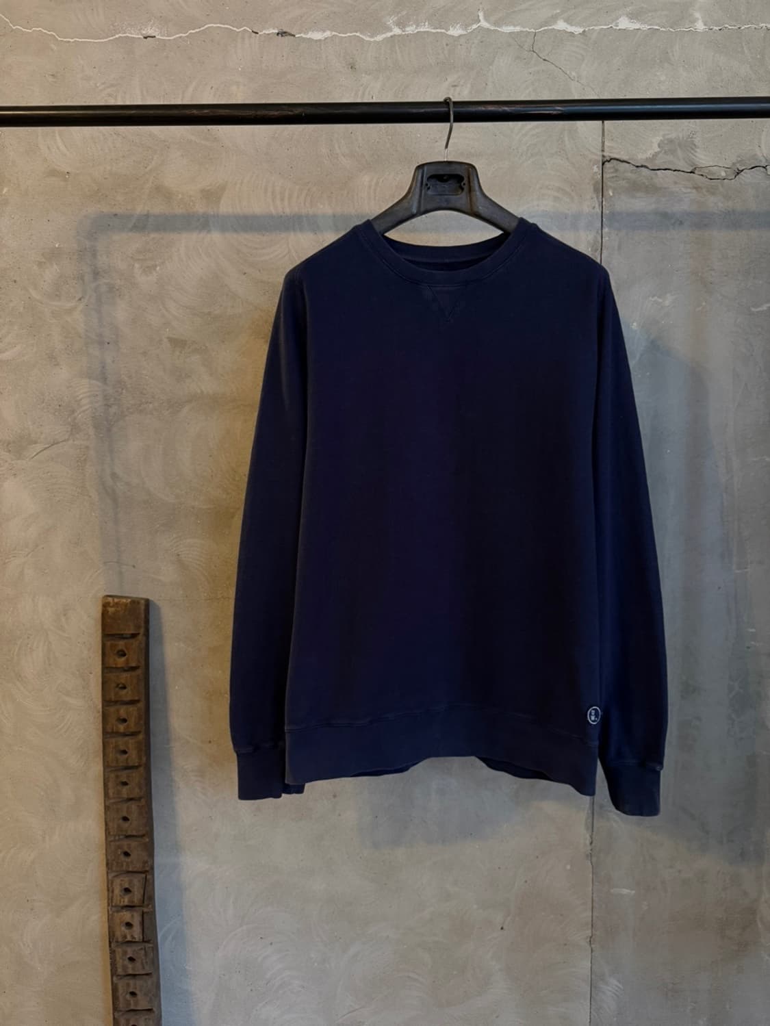 유니버셜 웍스 맨투맨 100 상품이미지10