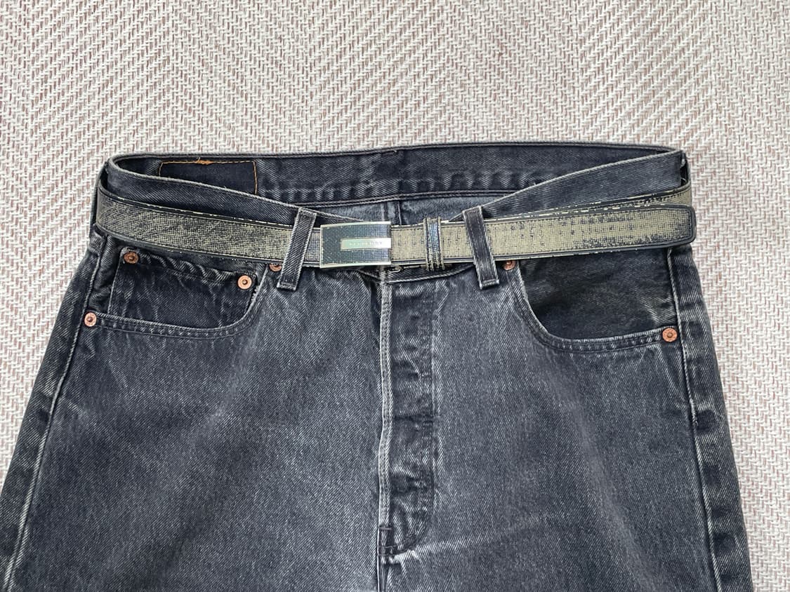 버버리 텍스처 레더 오토락 버클 벨트 상품이미지1