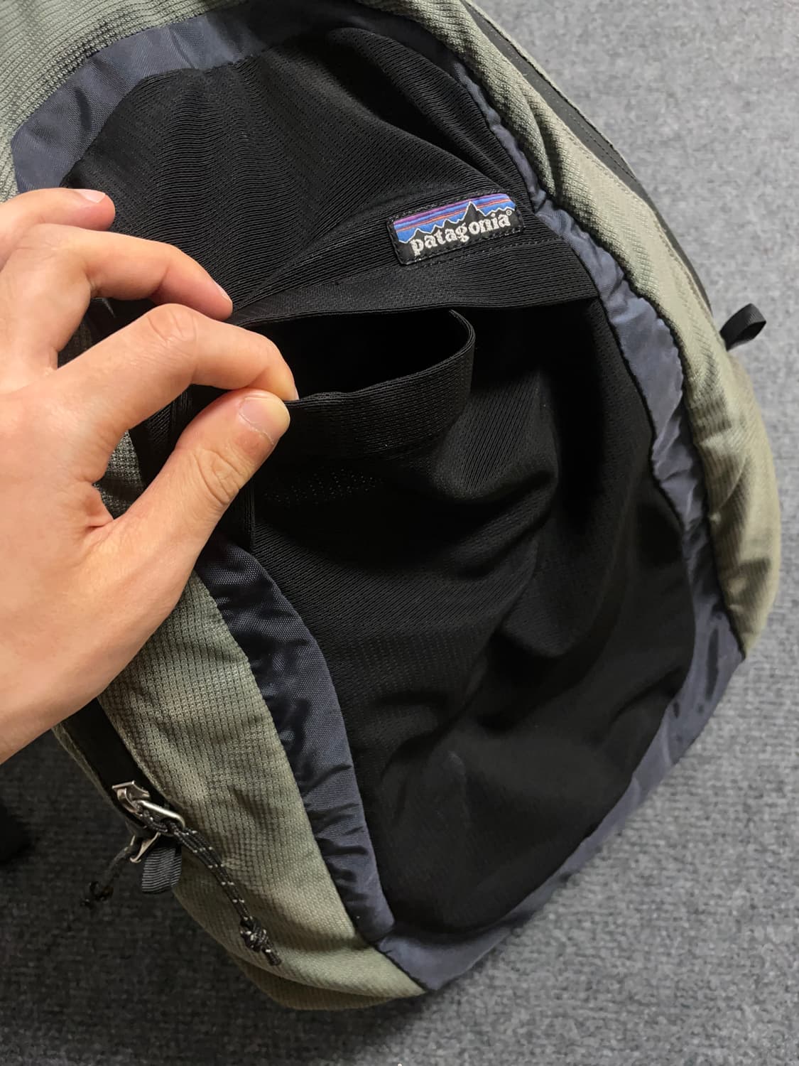 파타고니아 블랙 트래킹 백팩 상품이미지6