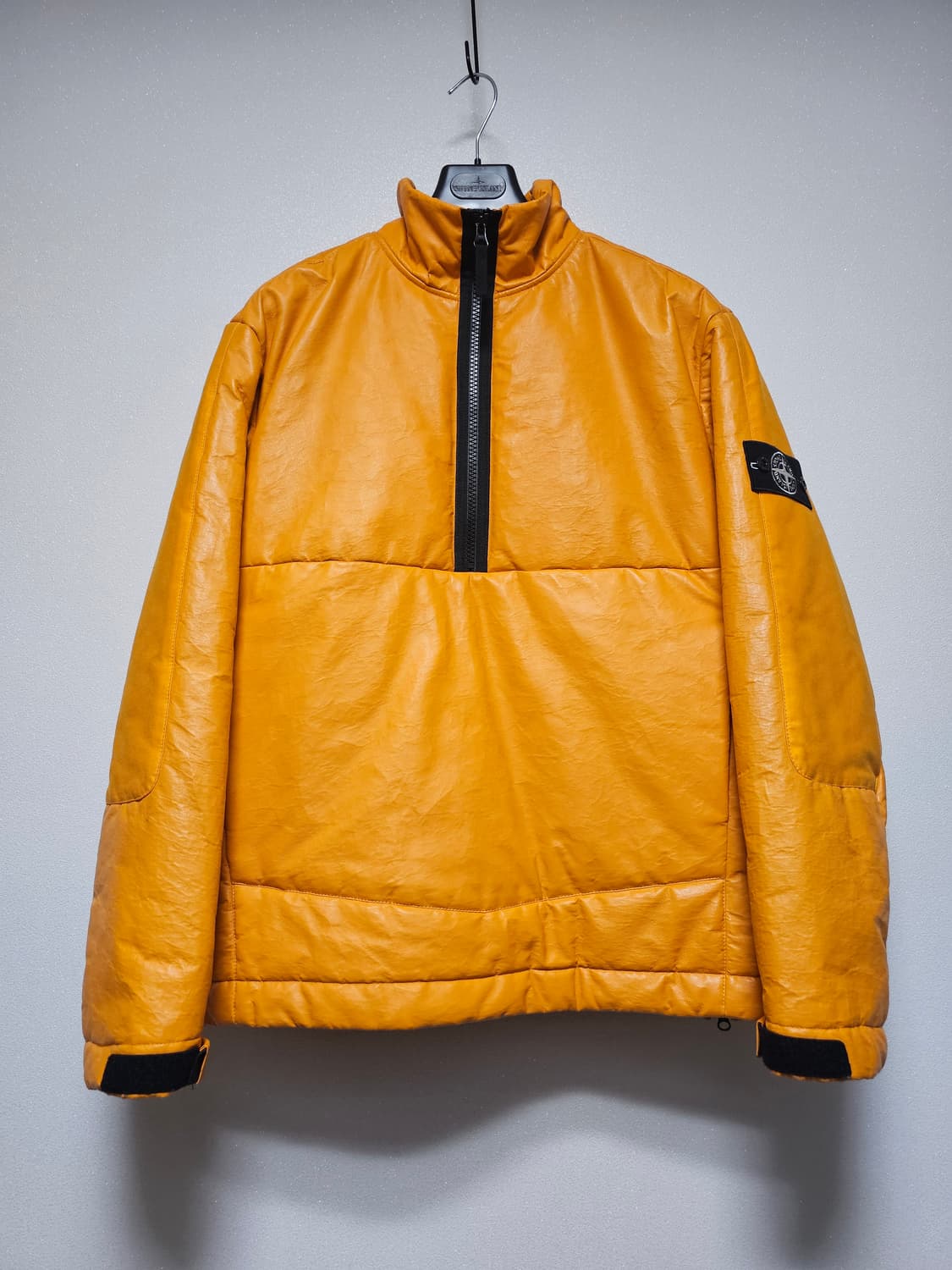 스톤아일랜드 페더웨이트 레더 프리마로프트 아노락 패딩 상품이미지1