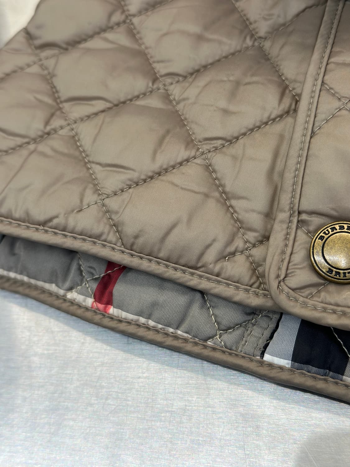 버버리 브릿 캔코트 퀼팅 자켓  상품이미지8