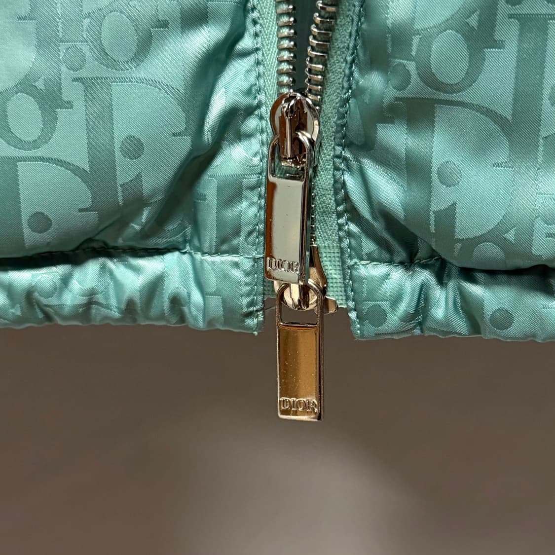 [S+급/M] 디올 오블리크 니트패딩 풀구성 상품이미지7