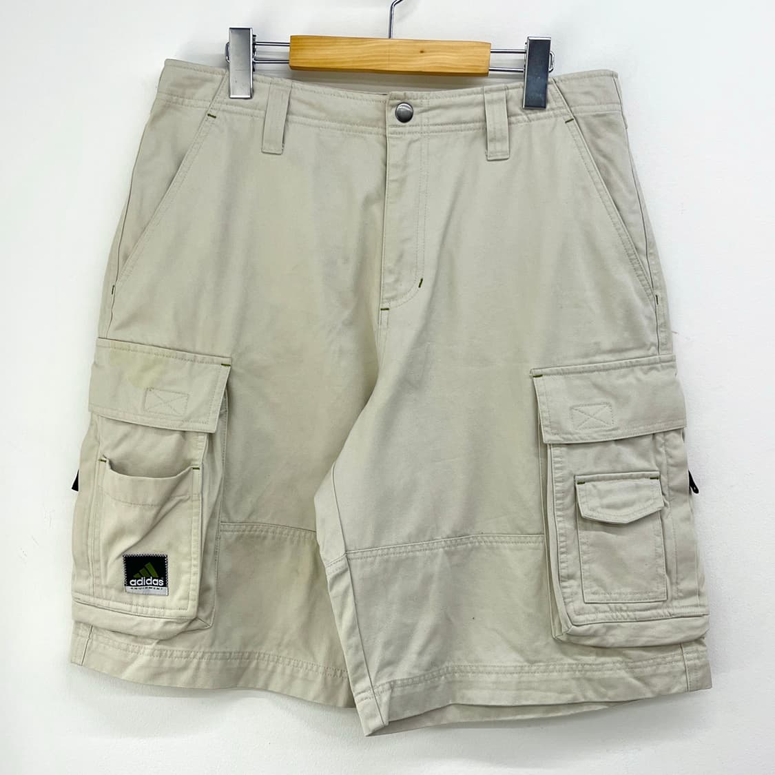 아디다스 이큅먼트 멀티 포켓 라이트 베이지 카고 팬츠 상품이미지4