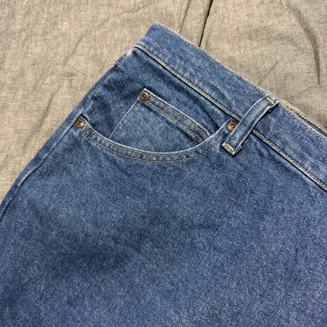 Premium Quality Denim Pants Sz 42 상품이미지5