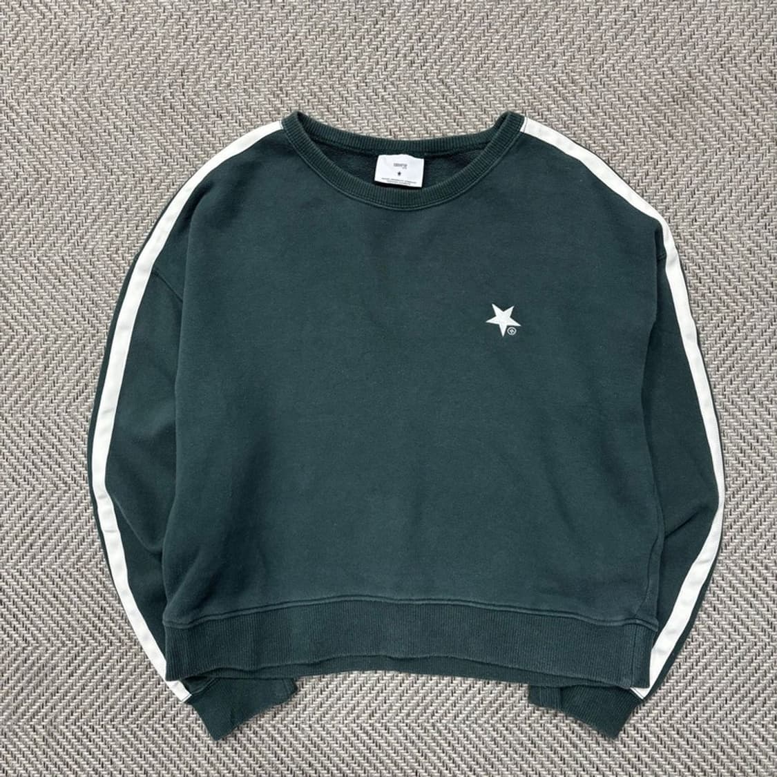 컨버스 크롭 맨투맨 v0245  상품이미지1