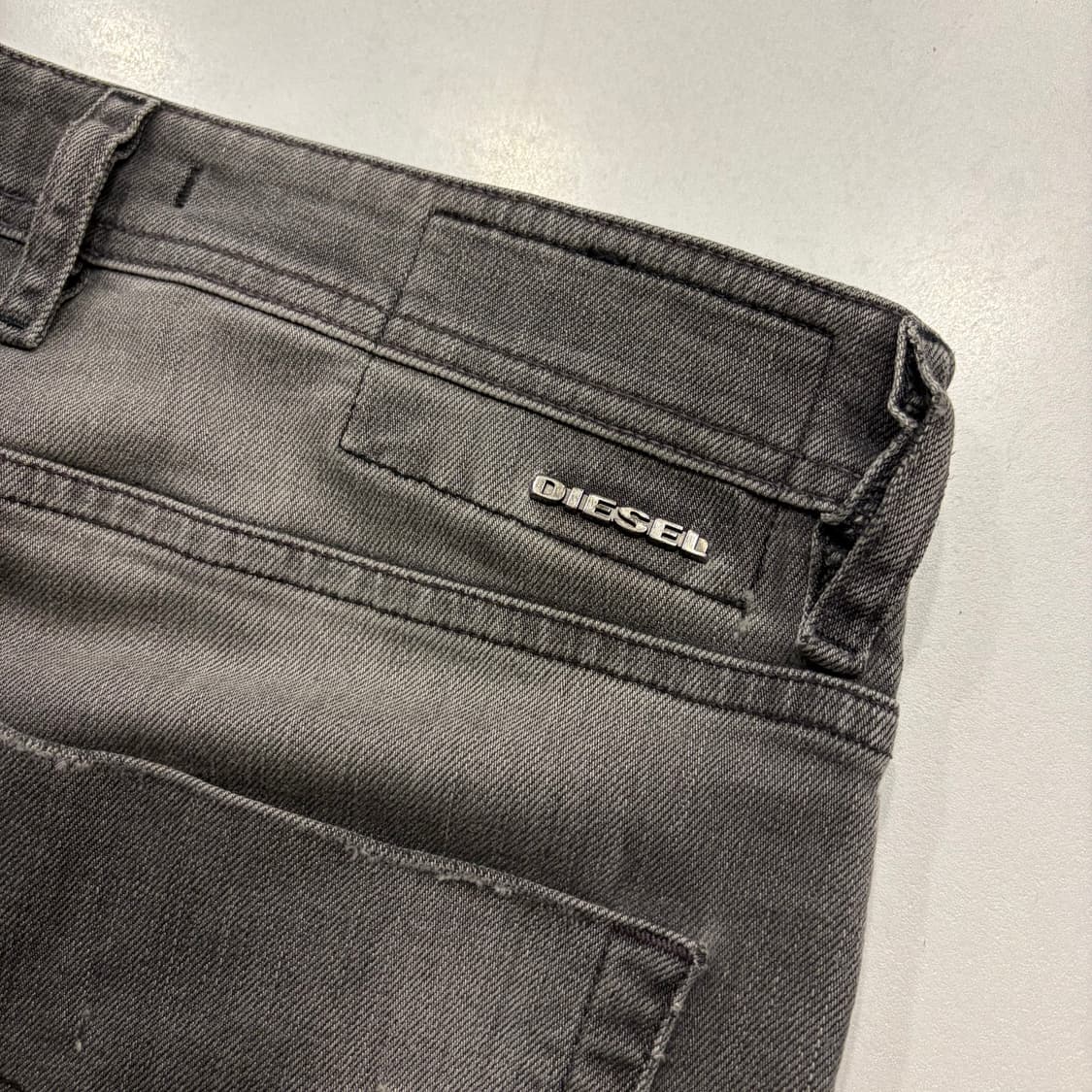 [29] 디젤 DNA 데미지 워싱 청바지 데님팬츠 그레이 C324 상품이미지8