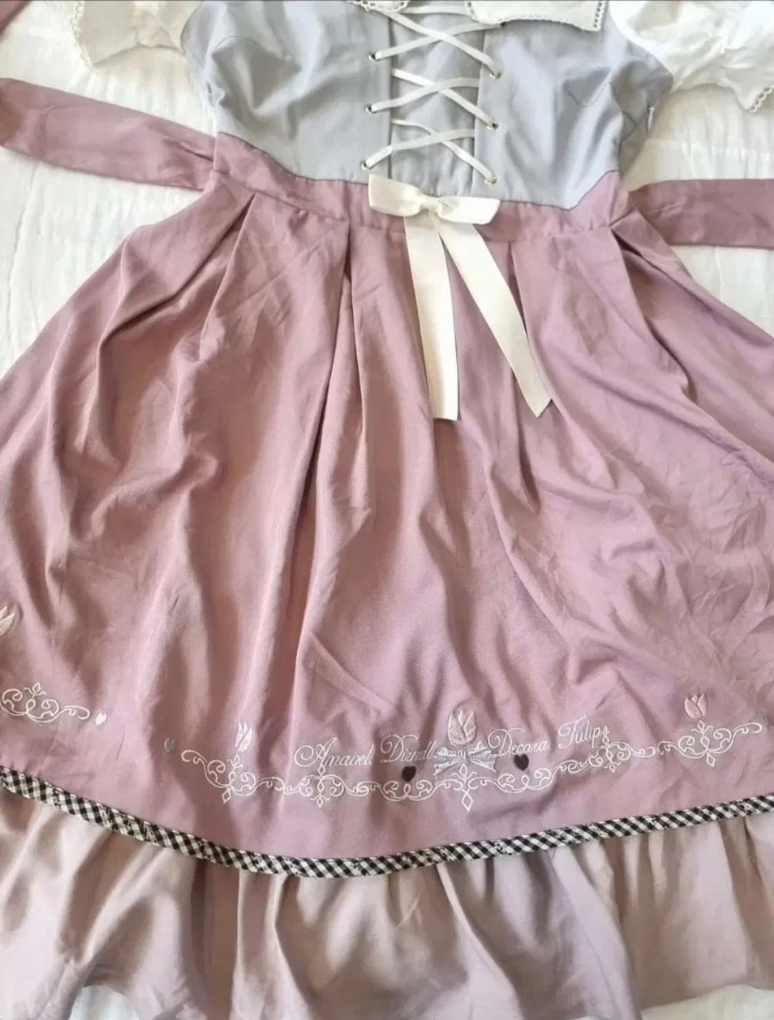 Amavel 아마벨 튤립 자수 레이스업 원피스 상품이미지3