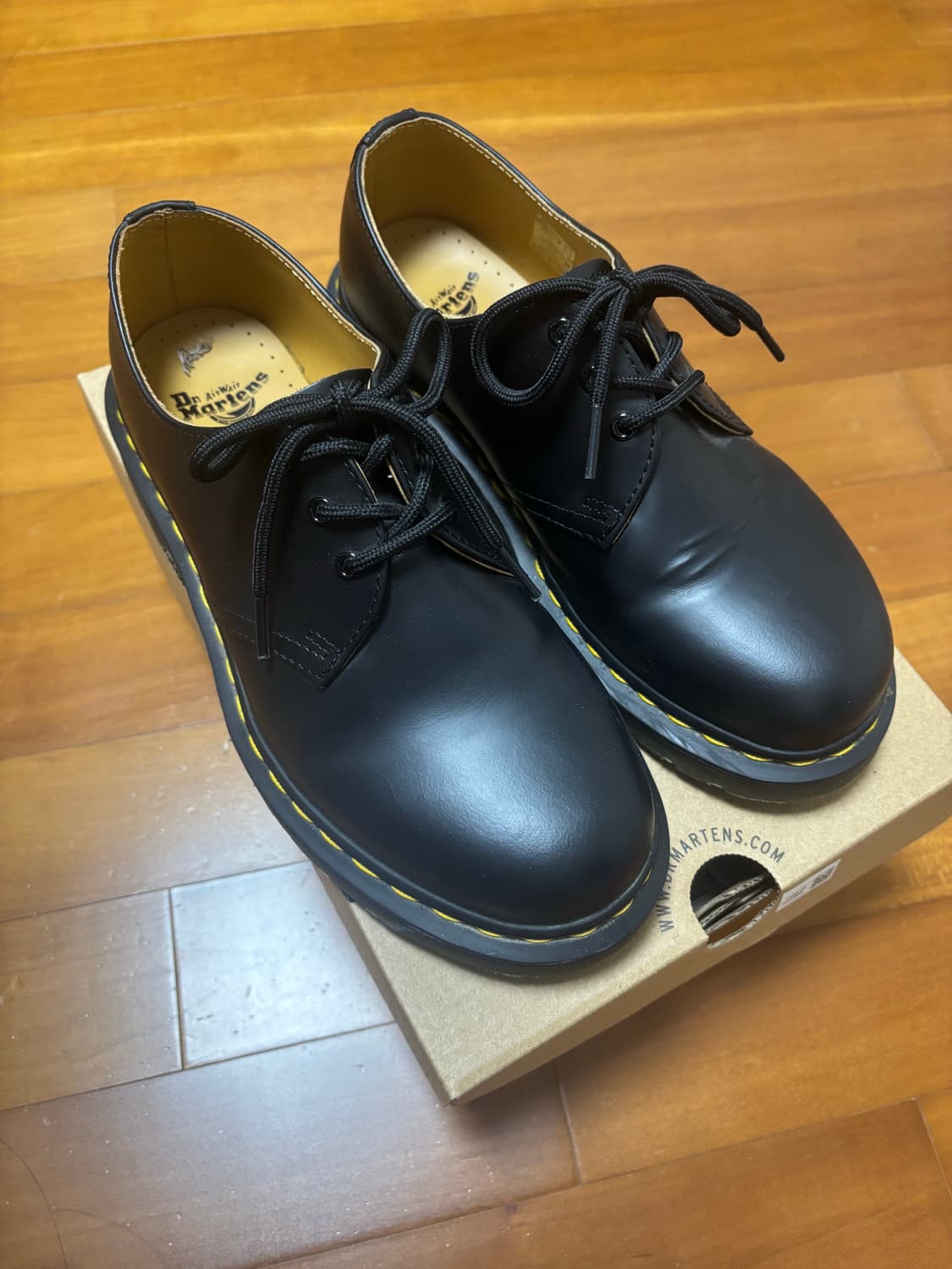 닥터마틴 1461 스무스 상품이미지1