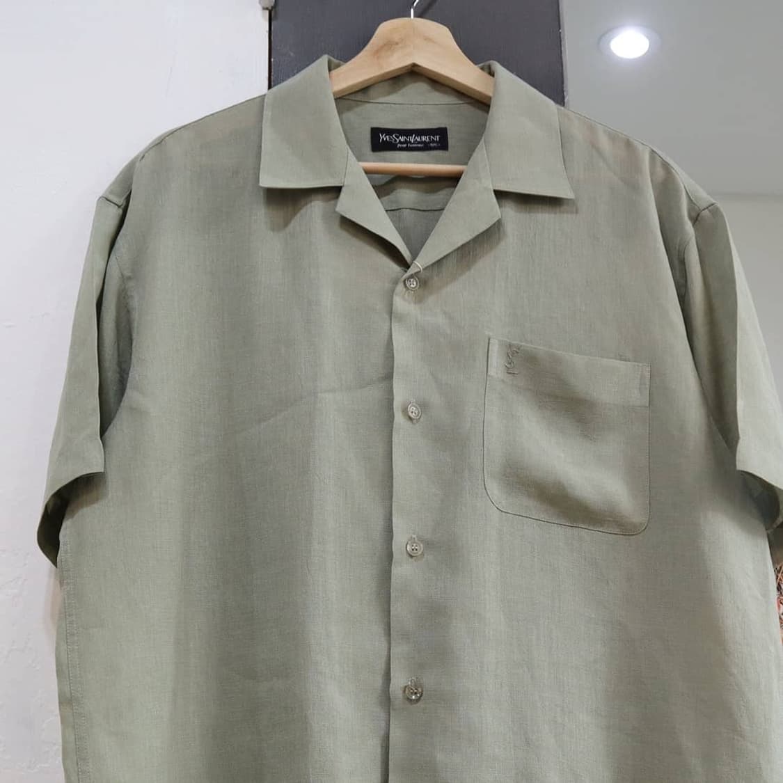 입생로랑 하프셔츠 상품이미지2