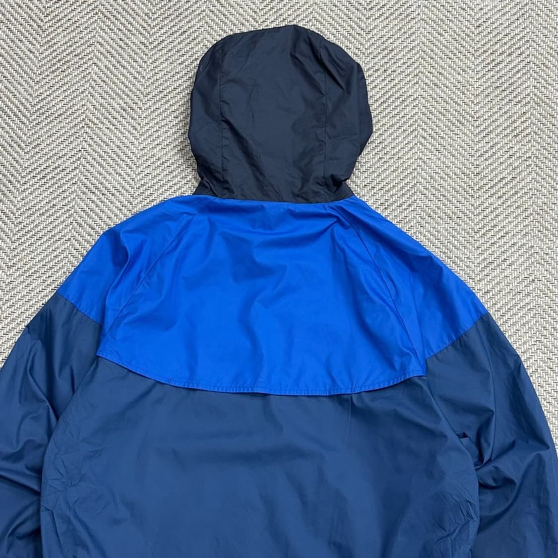 나이키 배색 후드 바람막이 v1817 상품이미지4