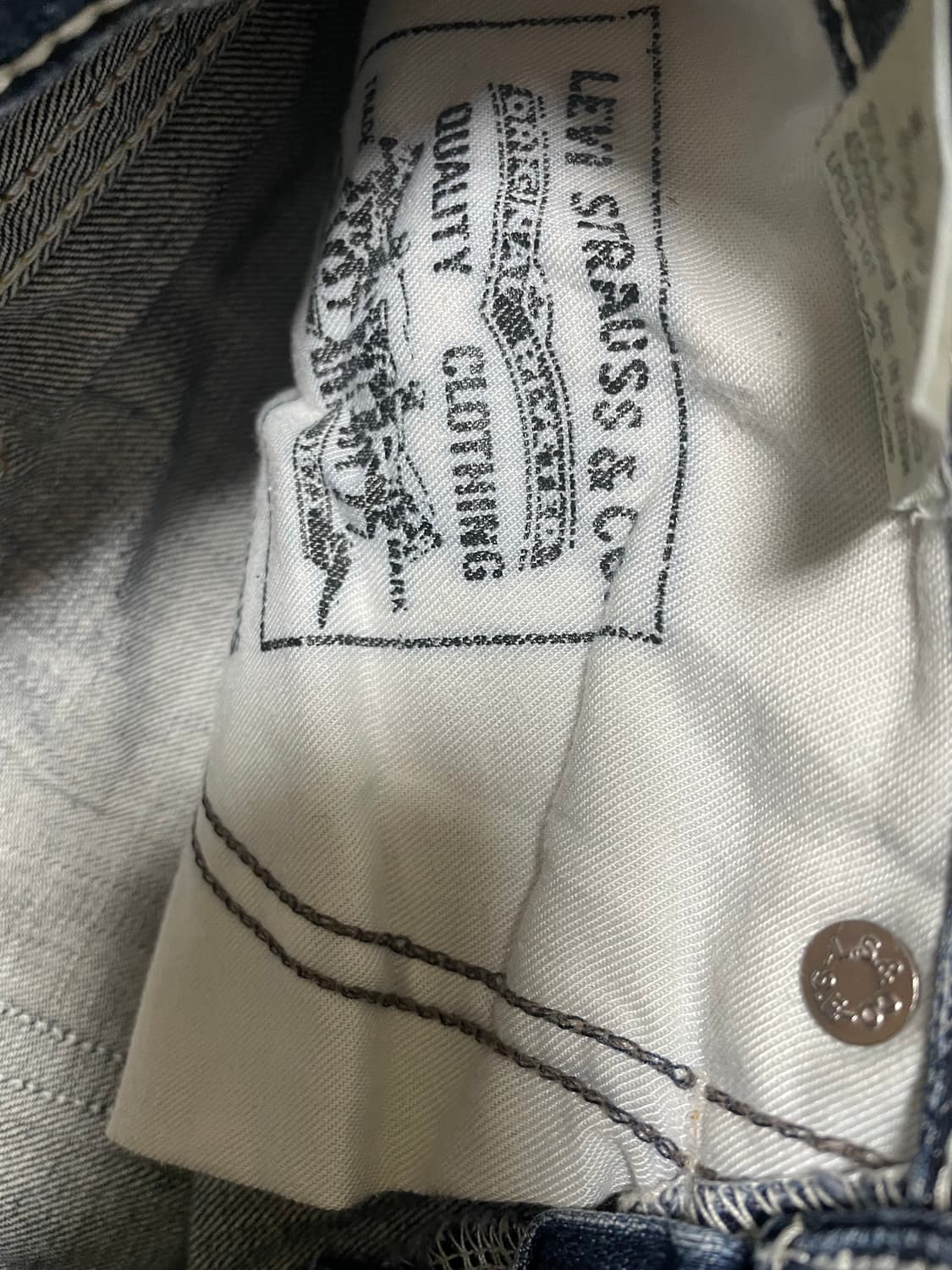 Levi’s 511 슬림 지퍼포켓 데님팬츠 (일본판) 상품이미지4