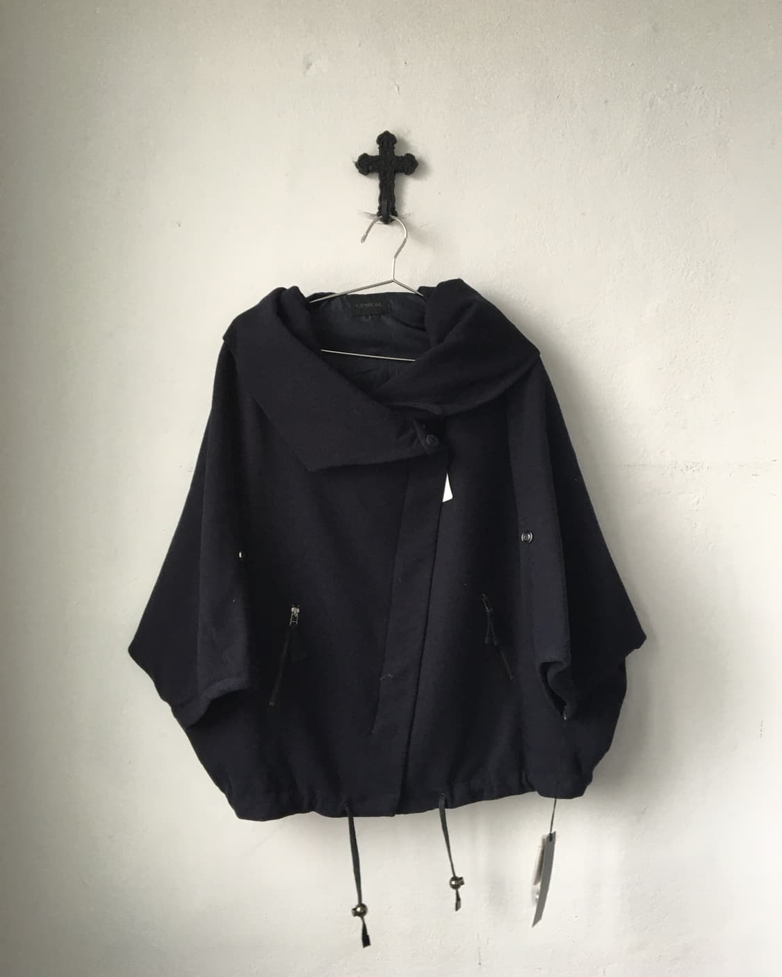 Drape point cape coat 상품이미지2