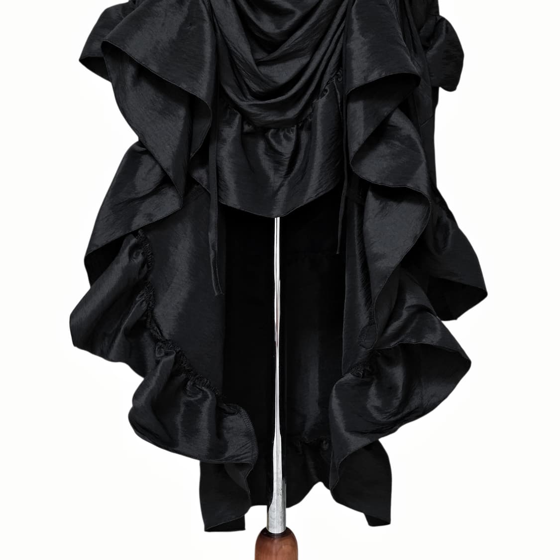 쓰리타임즈 (쓰탐) 자체제작 셔링 새틴 스커트 블랙 상품이미지4