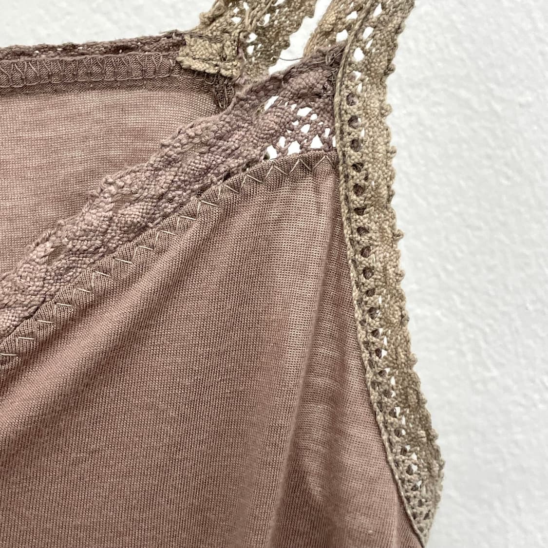 dusty rose lace trim camisol 상품이미지4