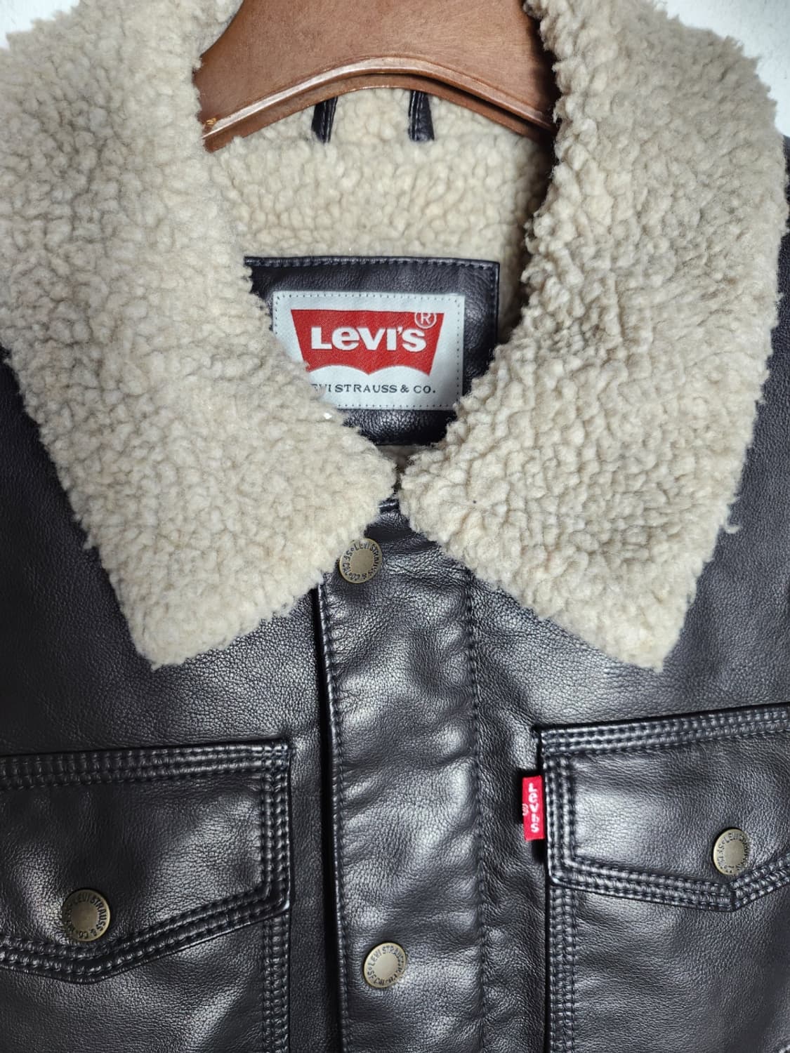 리바이스 인조 가죽 셰르파 트러커 자켓 상품이미지2