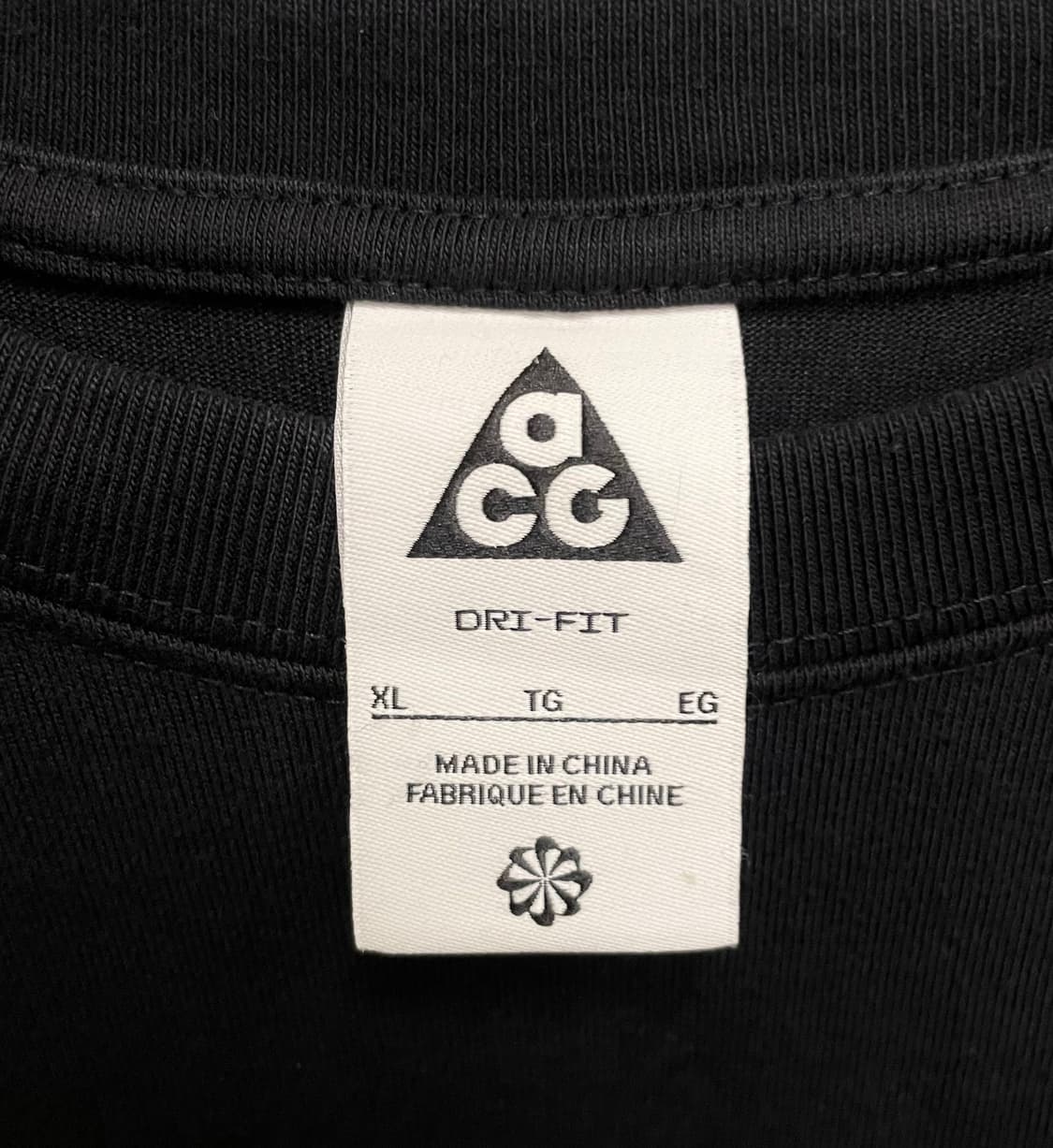 (XL)나이키 ACG 자수 로고 드라이핏 반팔티셔츠 블랙 상품이미지7
