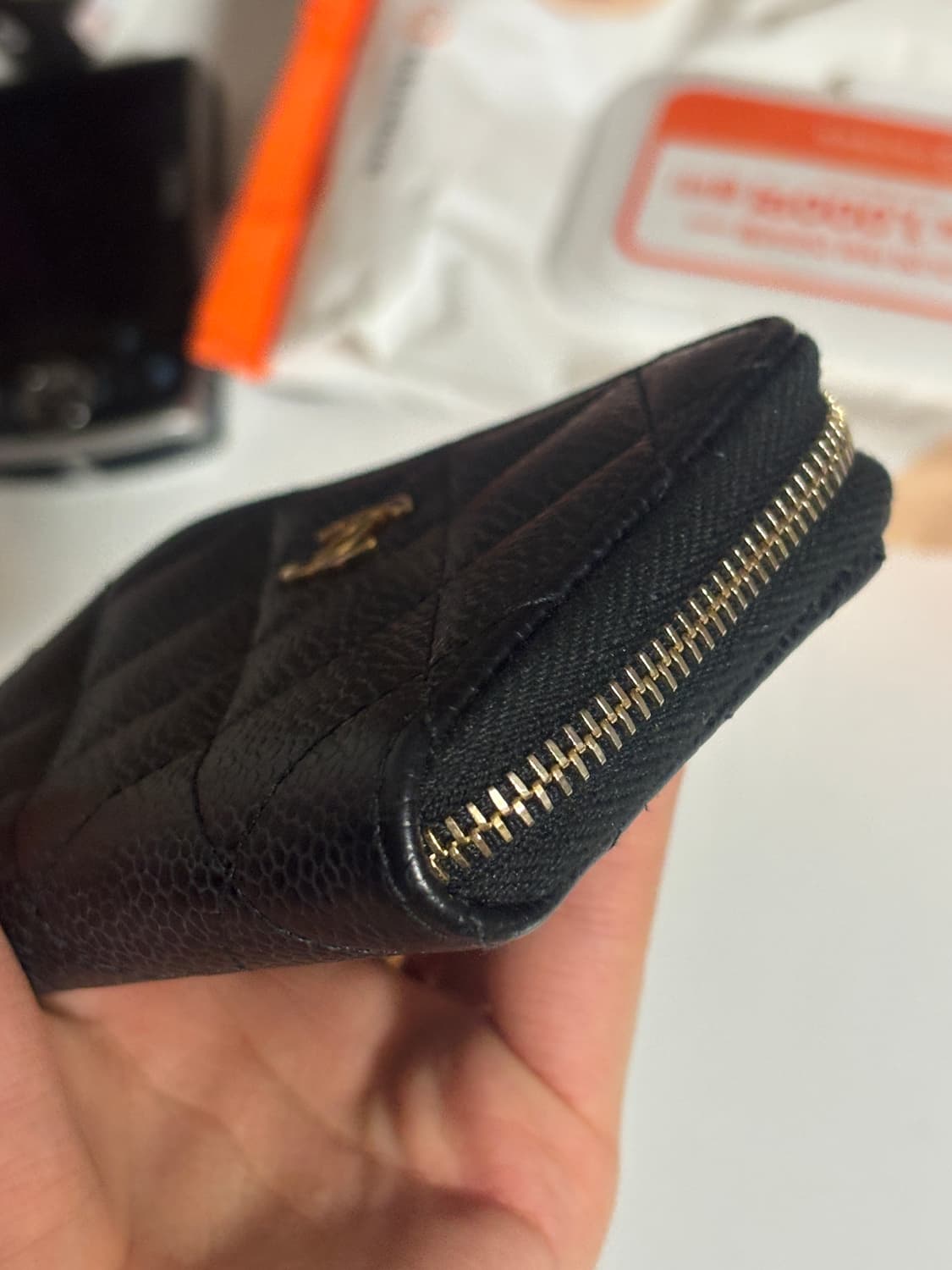 샤넬 캐비어 지퍼돌이 카드지갑 블랙 금장 상품이미지5