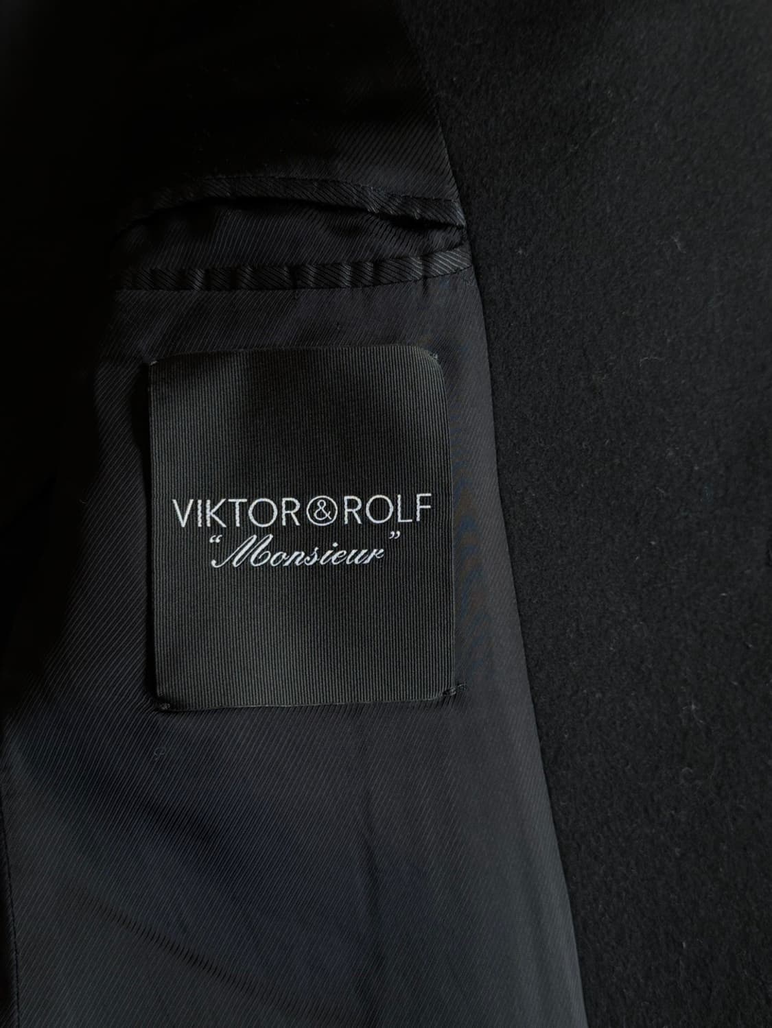 빅터앤롤프 체스터필드 코트 100 상품이미지4