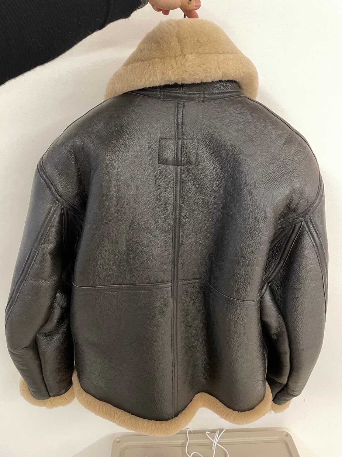 콕핏 USA 톰하디 무스탕 46사이즈 상품이미지3