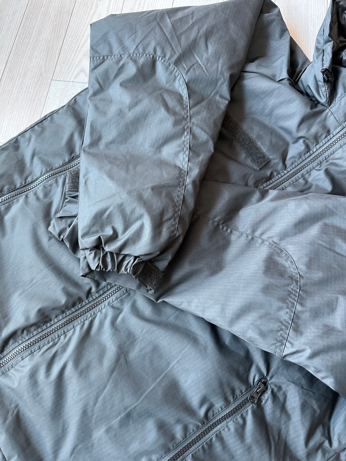 Taion x gloster level7 down jacket 상품이미지7