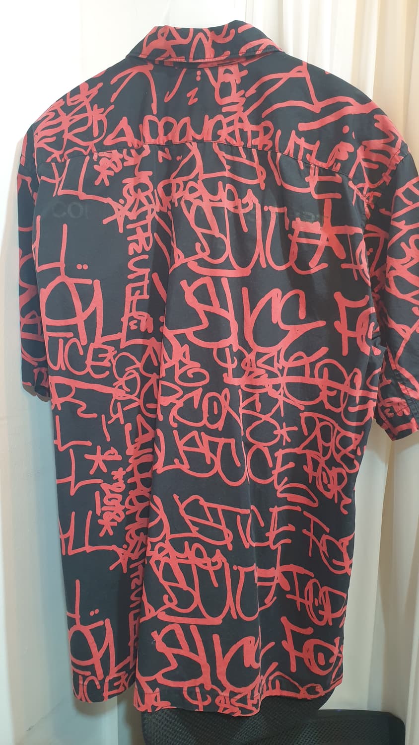 슈프림×꼼데 콜라보 상품이미지4