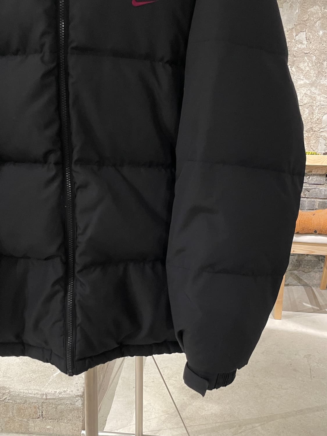 나이키 블랙 스우시 덕 다운 푸퍼  상품이미지5