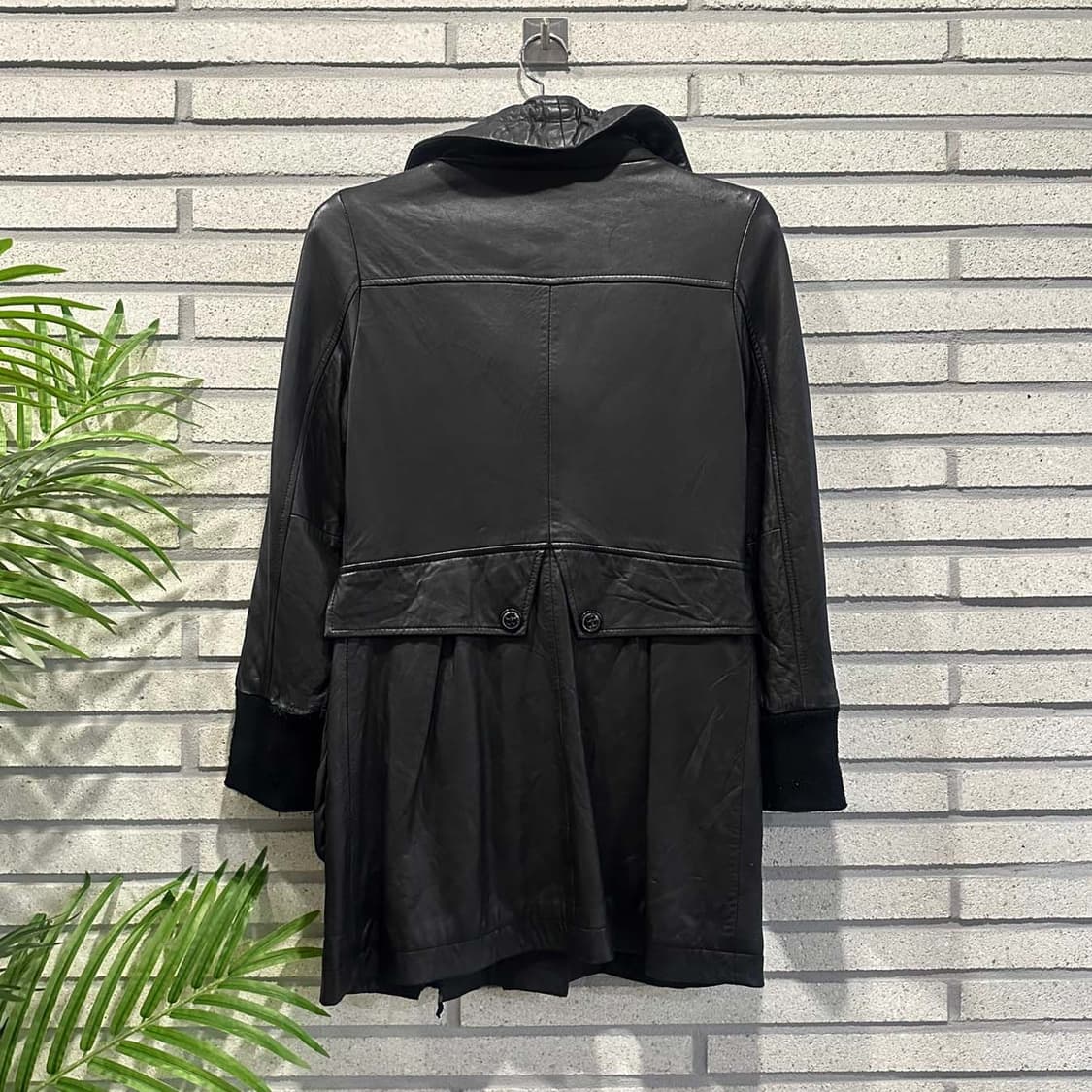 JPN VINTAGE 미디 레더자켓 셔링카라 빅 플랩포켓 디테일 블랙 상품이미지2