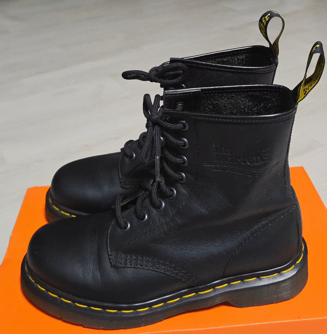 닥터마틴 1460 워커 부츠 상품이미지2