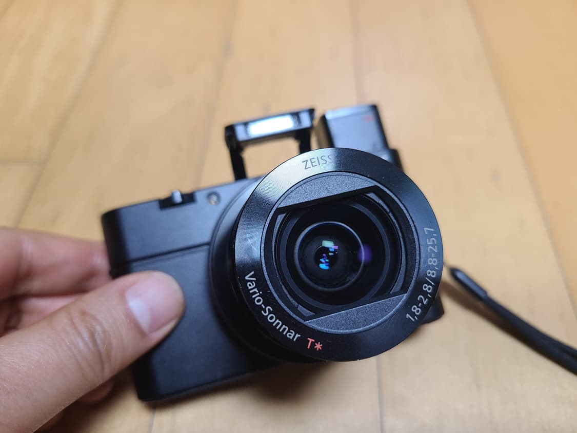 소니 RX100m4 디지털 카메라 상태 좋음 바로 사용 가능 상품이미지9