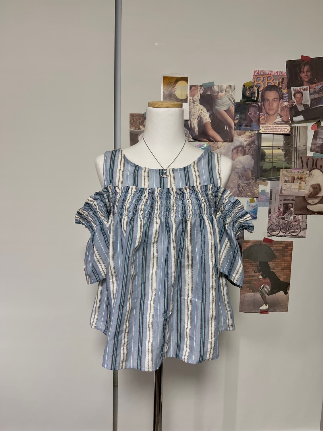 모리걸 스트라이프 하늘하늘 오프숄더 반팔 블라우스 상품이미지2