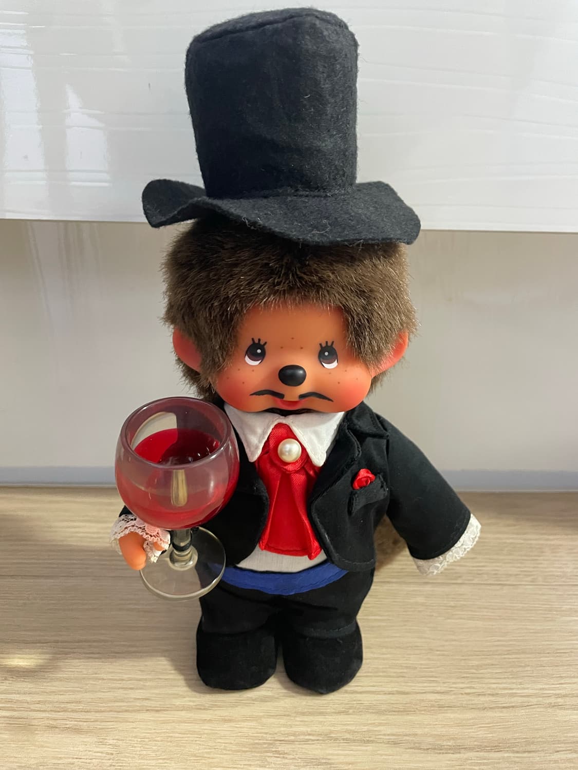 고전 레드와인잔 마술사 몬치치 귀공자 귀족 신사 턱시도 상품이미지1