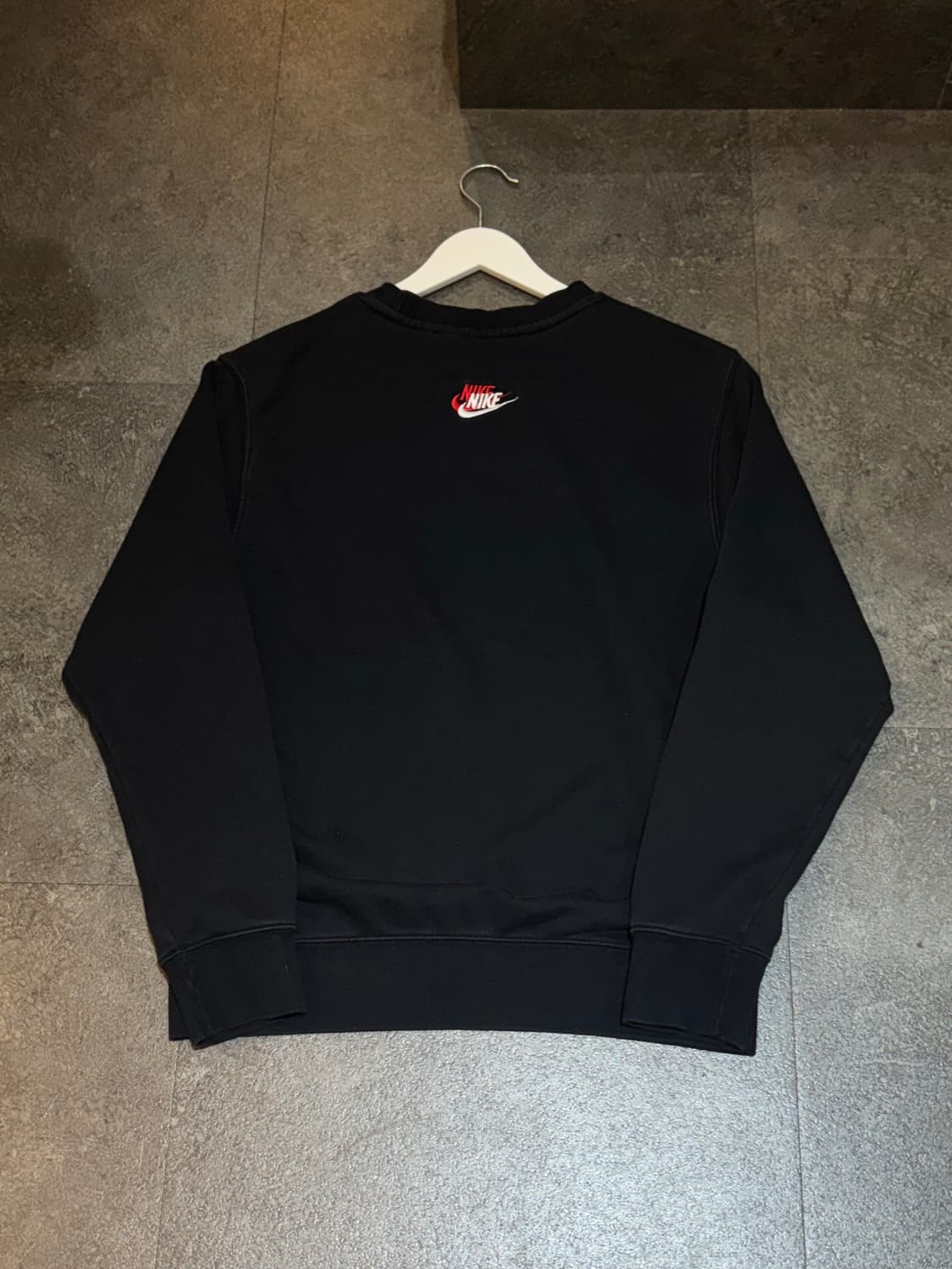 나이키 맨투맨 티셔츠 M 상품이미지3