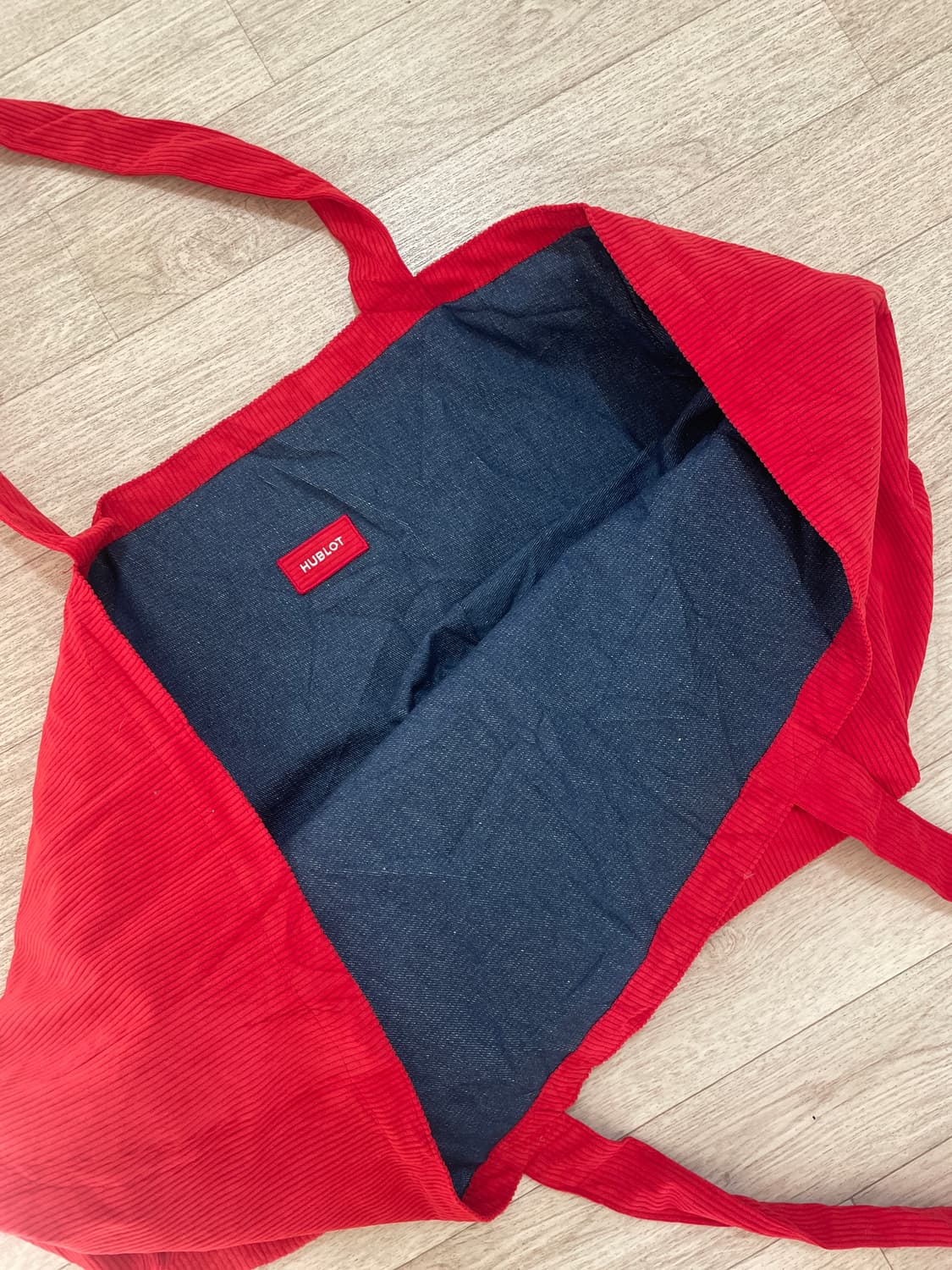 위블로 레드 코듀로이 도트백 상품이미지2