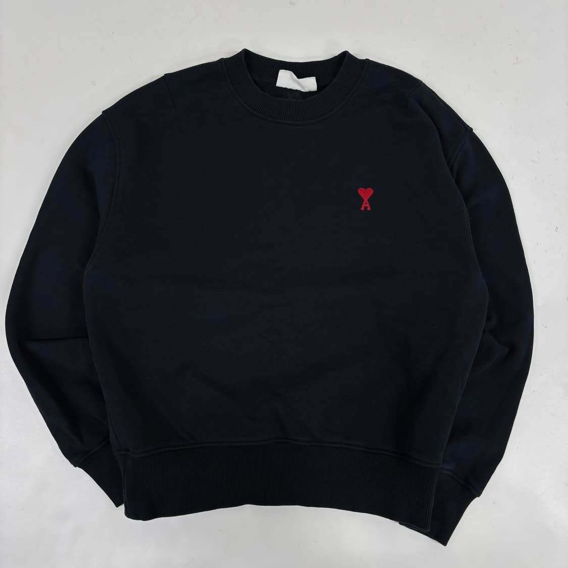 AMI 아미 스몰 하트 맨투맨 상품이미지4