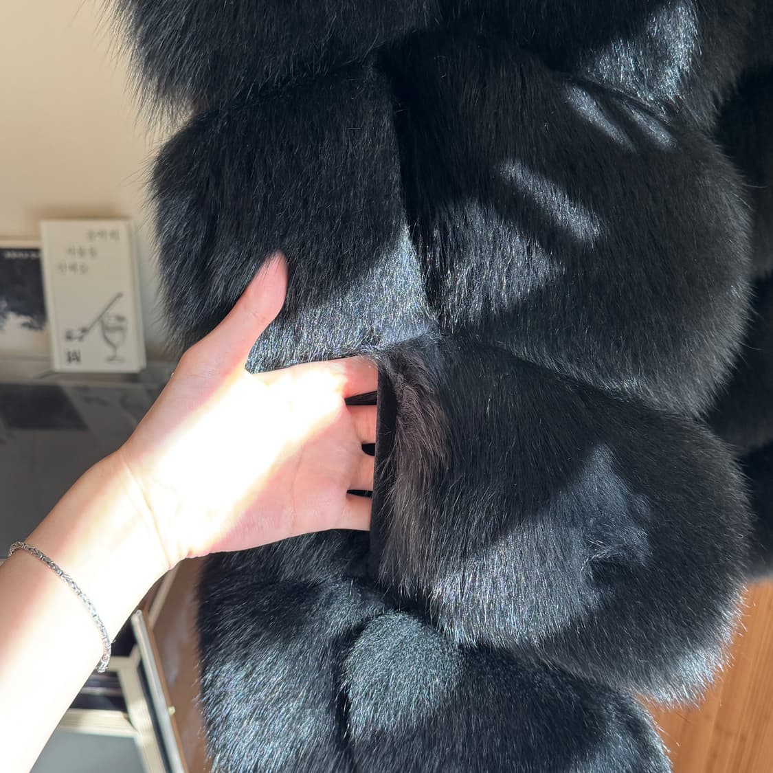 사가 폭스 반팔 퍼 자켓  상품이미지2